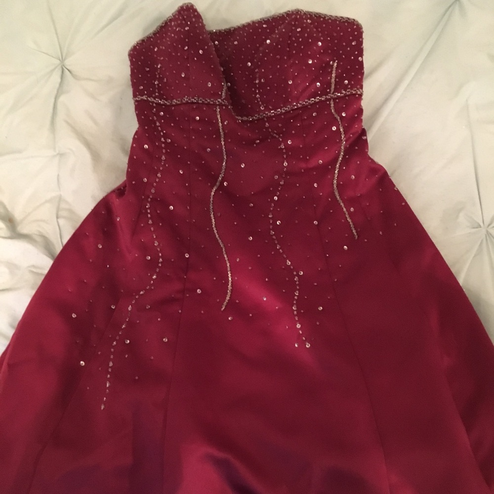 Prom dress. Homecoming dress. Party dress